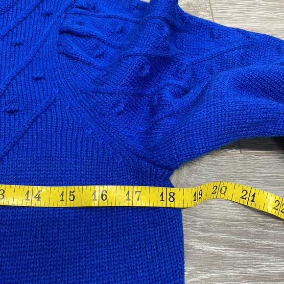 NWOT Cliche Bright Blue Crewneck Cable Knit Sweater Puff Sleeves XS - Picture 7 of 16